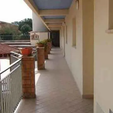 Aquamarine Apartmanhotel Davoli