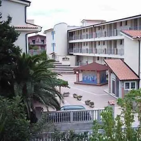 Aquamarine 4* Davoli