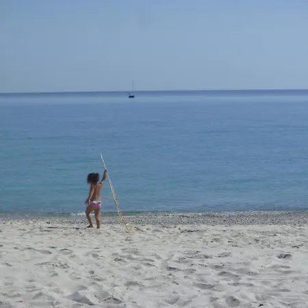 Aquamarine Appart hôtel Davoli