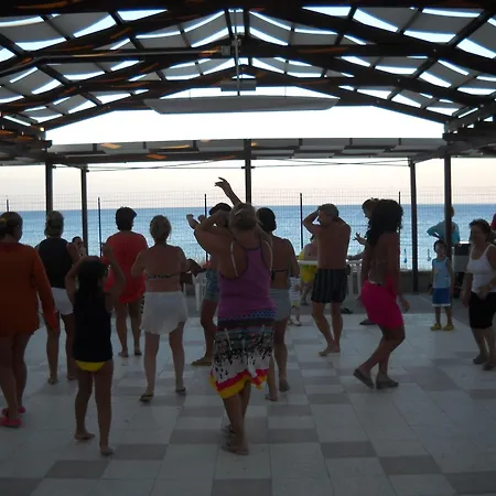 Aquamarine Appart hôtel 4*