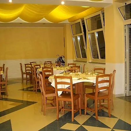 Apartahotel Aquamarine Davoli