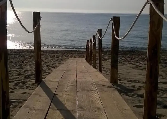 Aquamarine 公寓式酒店 达沃利